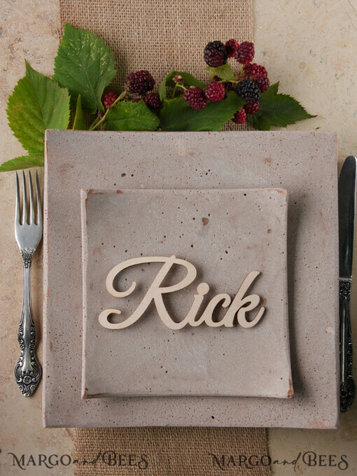 PLATZKARTEN / TISCHKARTEN  
 Acrylgold klar / Holz 3D Personalisierte Hochzeits 3D Holz Platzkarten, Rustikale Namens Holz Escortkarten, Boho Lasergeschnittene Namenskarten, Lasergeschnittene Gästennamen Hochzeitskarten, Rustikale Hochzeits Platzkarte