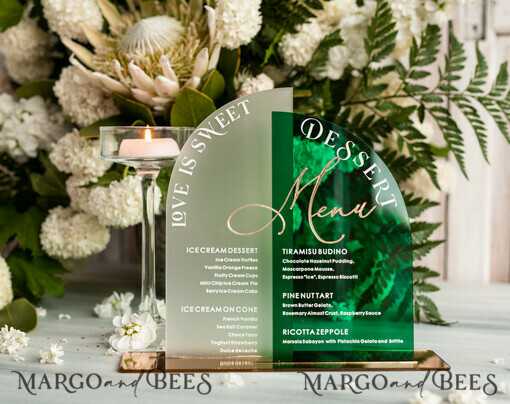 TISCHDEKORATIONSCHILDER   Acryl Tischdekoration Zahlen Acrylbogen Smaragdgrün Dessertmenü, grünes Acrylgold Süßigkeitenbarschild, grünes Gold Plexi Tischbogenmenü, luxuriöse grüne Hochzeits Tischdekoration.
