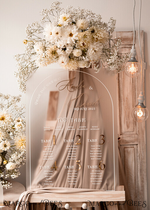TISCHPLÄNE UND WILLKOMMENSCHILDER FÜR HOCHZEITEN Plexi Gold / Samt Elegantes gefrorenes Hochzeitsset Acryl Finde deinen Platz, personalisierter Hochzeitsbeiger Tischplan, gefrorenes Tan transparent und gold modernes gefrorenes transparentes Sitzdiagramm, 3D elegantes Finde deinen Platz - Sitzplan.