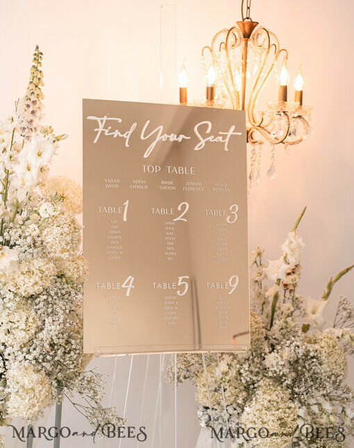 TISCHPLÄNE UND WILLKOMMENSCHILDER FÜR HOCHZEITEN Plexi Gold / Samt Gold Spiegel Sitzplan Zeichen, 3D Elegantes Finden Sie Ihren Platz - Sitzplan, Luxuriöser Hochzeits-Tischplan, Spiegel Hochzeitsdekoration - Goldene Empfangsbeschilderung - Individuelles Zeremonieschild
