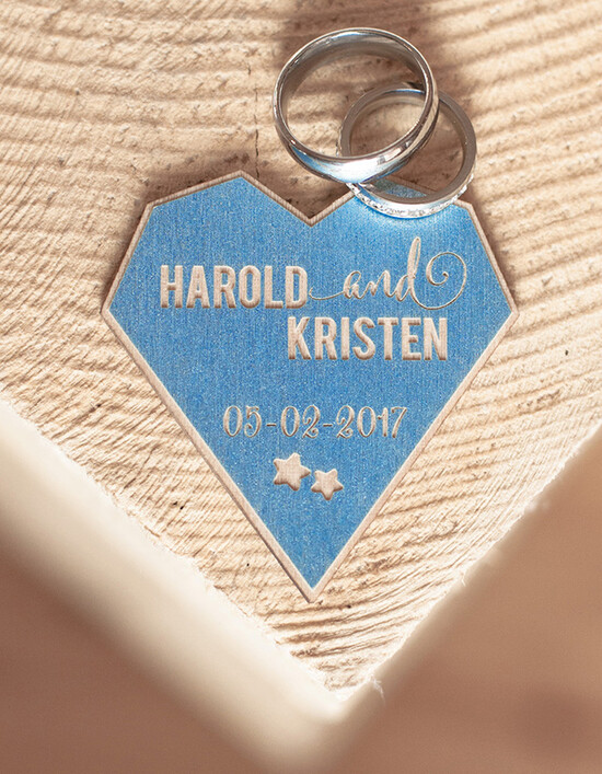 HOCHZEITSGESCHENKE Hochzeitsgeschenk Holzetiketten niedliche Hochzeitsgastgeschenk-Karten, individuell geformte Holzanhänger 35/woodmagnets/wt