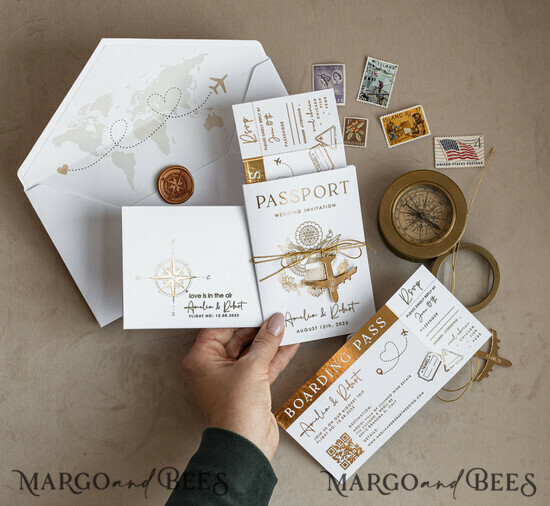 HOCHZEITS EINLADUNGEN Pass zur Liebe / Strandhochzeits-Einladungen Goldweiße Pass Hochzeitseinladung, goldene Hochzeitskarten Bordkarte, maßgeschneiderte Reisepass Hochzeitseinladungen im Ausland, Hochzeitskarten für Destination Griechenland, Reisekarten Hochzeitspapeterie, Weltkarte 03/passFG/z
