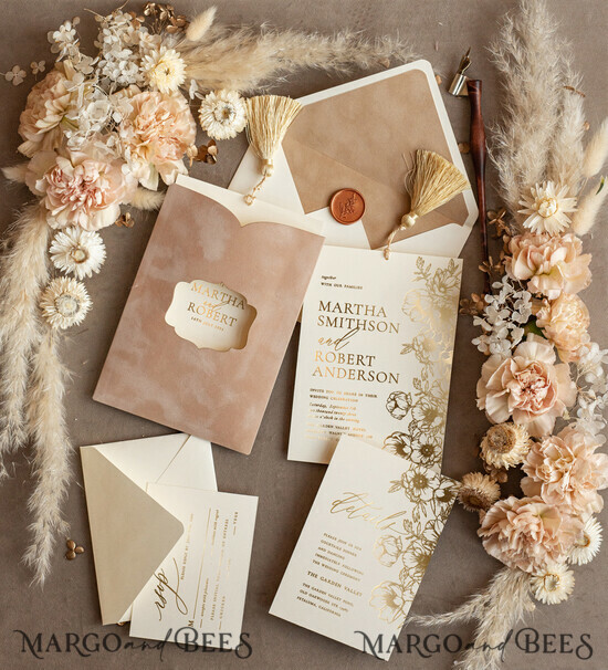 HOCHZEITS EINLADUNGEN Gold / Roségold / Silber / Glitzer Romantische Hochzeitskarten samt beige Tasche, Elegante Hochzeitskarten mit goldenen Quasten, Goldene Hochzeitseinladung Suite, Luxuriöse Hochzeitseinladungen. 04/goldvelvet/z
