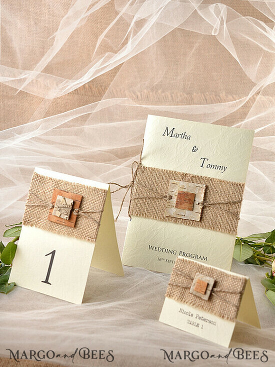 MENÜ & PROGRAMME  
 rustikal Rustikales Hochzeitsprogramm mit Jute, Scheunenhochzeitsprogramm, ökologische romantische personalisierte Karten mit Schnur, einfaches rustikales Hochzeitsprogramm, elegantes Holzheft Ecru-Hochzeitskarten 17/rus3/wp