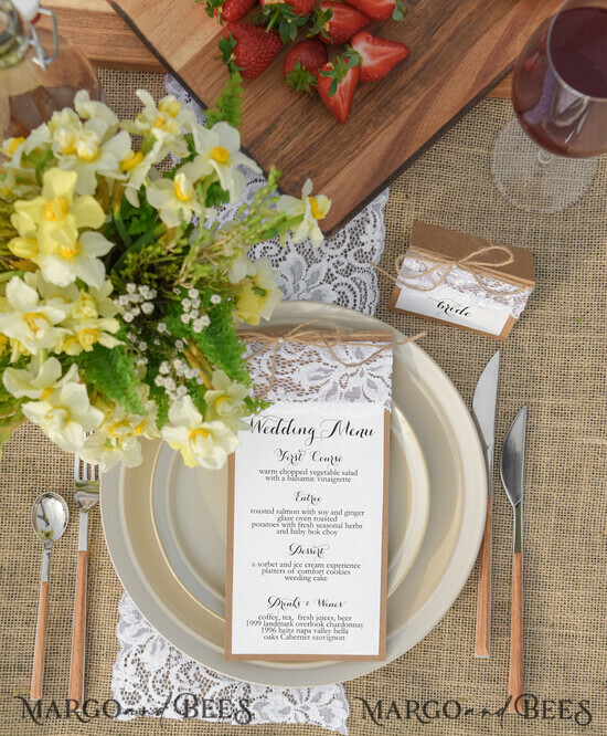 MENÜ & PROGRAMME  
 rustikal Rustikales Hochzeitsmenü mit Spitze, Hochzeitsdinner-Menü im Scheunenstil, ökologisch romantische personalisierte Karten, Kraft-Hochzeitsmenü, einfaches rustikales Spitzenhochzeitsmenü, elegante Karten 44/rus/m