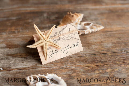 PLATZKARTEN / TISCHKARTEN  
 Strand-/Marin-/Destination Hochzeits Thema Elegante marine Hochzeitsplatzkarten mit Schnur, Seestern und Karten-Grafik, maritime Namensschilder für Ihre Hochzeitstische, Reise-Hochzeitsplatzkarten. 2/sea/w