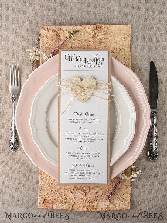 MENÜ & PROGRAMME  
 rustikal und Spitze Rustikales Hochzeitsmenü mit Spitze, Barn Hochzeit Dinner Menü, Eco romantische personalisierte Karten mit Holzherz, Kraft Hochzeitsmenü, einfaches rustikales Hochzeitsmenü, elegante weiße Hochzeitsmenükarten 48/rus/M