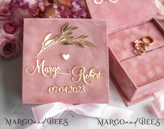 RINGTRÄGERBOXEN & KISSEN Samtkästchen für den Trauungszeremonie Blush Pink Goldene Samt-Ringbox für die Zeremonie, Ringbox für die Hochzeitszeremonie 3 Ringe Samt, Boho Glam Hochzeitsringboxen für ihn und sie, Luxuriöse Samt-Ringbox doppelt, Individuelle Farben 12/velGPx/Wrbox