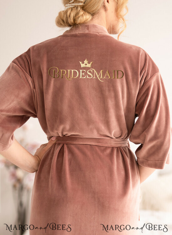 Brautjungfer/Trauzeuge Box HOCHZEITSROBE  
 Rosen Gold Samt Hochzeitsrobe Brautjungfern Geschenkrobe mit goldener Schrift, maßgeschneiderte Hochzeitsrobe 01/bridesmaid/robe