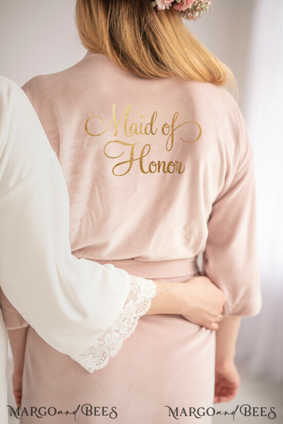 Brautjungfer/Trauzeuge Box HOCHZEITSROBE  
 Geschenk für die Trauzeugin; Wirst du mein Brautjungferngeschenk sein. Hochzeitsweicher Morgenmantel aus Samt, romantischer Hochzeitsmorgenmantel in Blush. 03/VELszl/bridesmaid