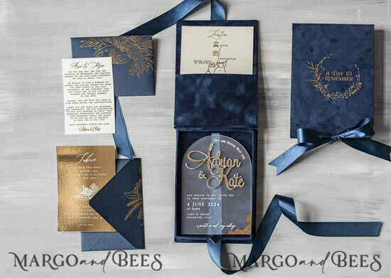 HOCHZEITS EINLADUNGEN Einladungen für VIP/ Boxeinladungen für Eltern Vip Marineblau Goldfolien-Hochzeitseinladungen in Samtbox, Plexi Glamour Hochzeitseinladungs-Set Luxusbox, Romantische Samt-Hochzeitseinladungen, Maßgeschneiderte Goldene Einladungen 12/luxvelNavy/box