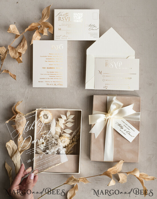 HOCHZEITS EINLADUNGEN Einladungen für VIP/ Boxeinladungen für Eltern Natürliche getrocknete Blumen Hochzeitskarten in Samtbox, Plexi Glamour Box Hochzeits Einladung Suite Luxus, romantische Samt Hochzeitskarten, maßgeschneiderte goldene Einladungen 05/Vdflower/box
