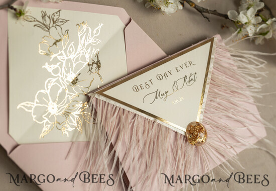 HOCHZEITS EINLADUNGEN 3-fach gefaltete Hochzeitseinladungen 3-fach Luxus Salbeigrün Spiegelgold Hochzeitskarten, elegante Gartenhochzeitskarten, glamouröse Acryl-Monogramm-Hochzeitseinladungen, Spiegelplexi florale Hochzeitsinvitation Suite. 01/3fMmP/z