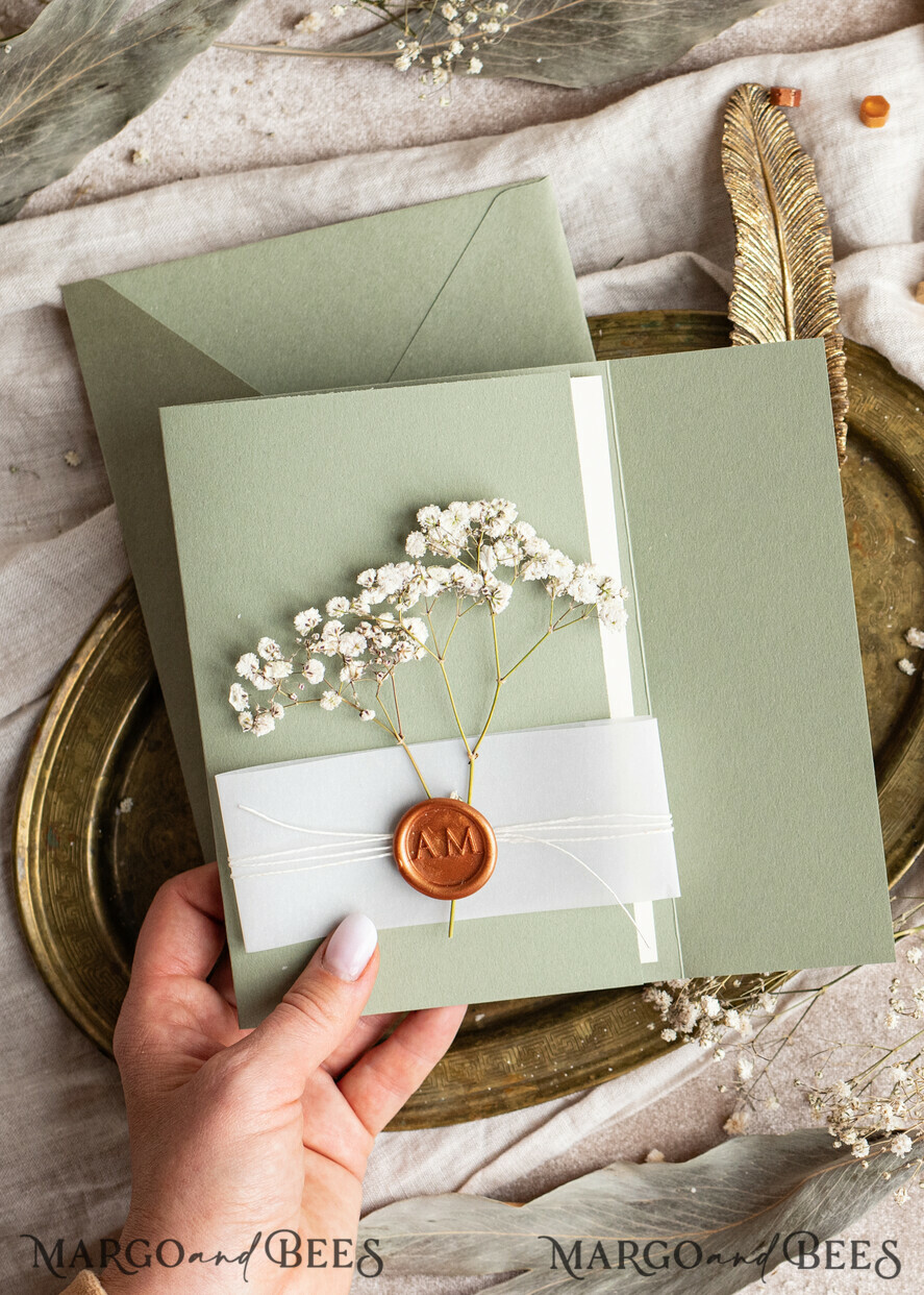 HOCHZEITS EINLADUNGEN rustikal / Landhausstil / Shabby Chic Terracotta Salbeigrünes Hochzeitseinladungset, Natürliche Schleierkraut Blumen Hochzeitseinladung Suite Minimalistische Moderne Boho Gartenhochzeit Einladungen