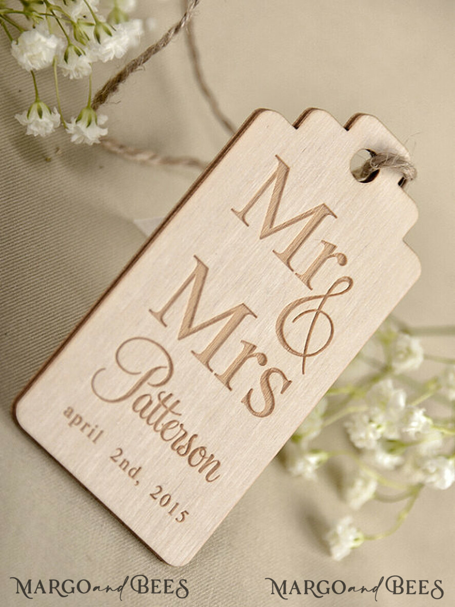 HOCHZEITSGESCHENKE Hochzeitsgeschenk Holzetiketten Hochzeitsgeschenke, gravierte Holzanhänger