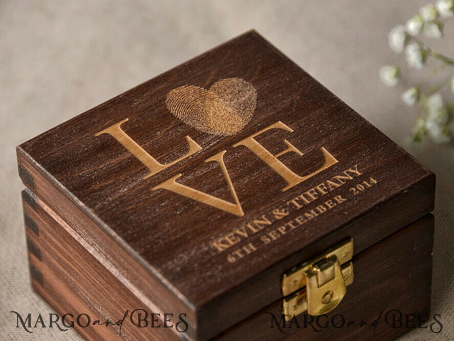 RINGTRÄGERBOXEN & KISSEN Epoxidharz Trauringe Box Personalisierte Trauringbox für 2 oder 3 Ringe, Holz Trauringbox • rustikale Trauringbox • echte Blumen in Resin Luxus Ringbox
