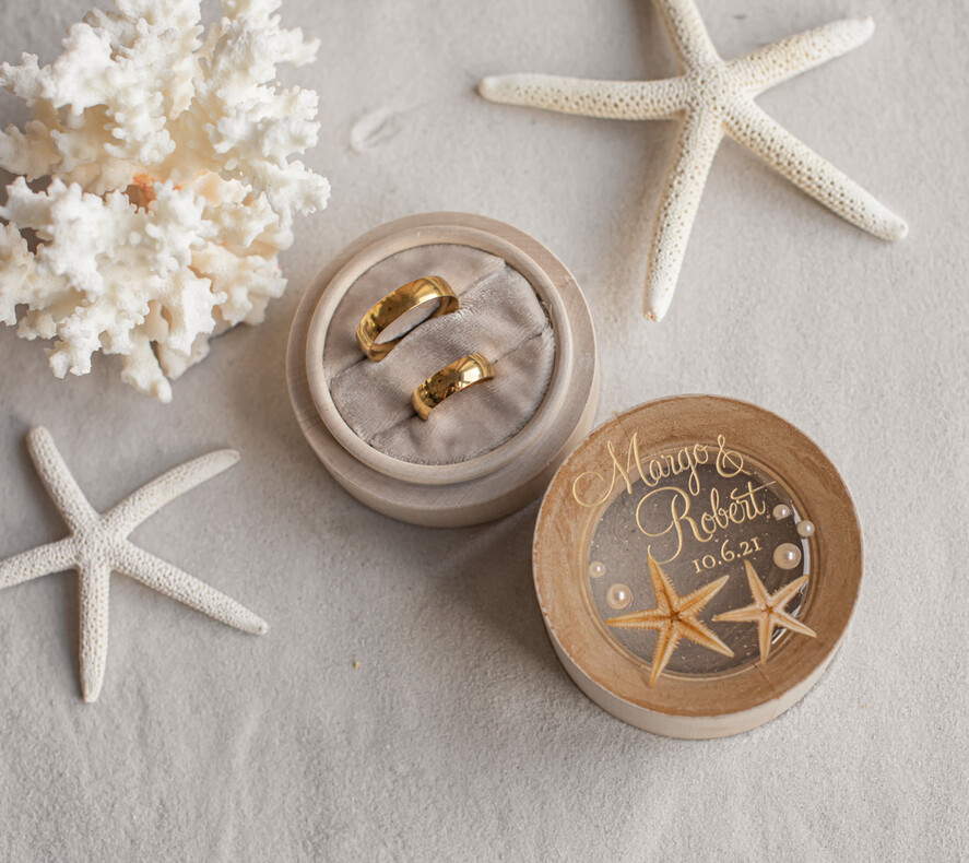 RINGTRÄGERBOXEN & KISSEN Epoxidharz Trauringe Box Hochzeitsstrand-Ringbox, gravierte Hochzeitsringbox • personalisierte rustikale Ringbox • echte Seestern Luxus-Ringbox