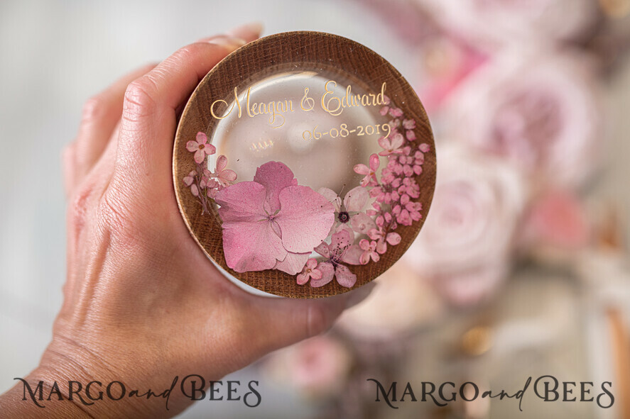 RINGTRÄGERBOXEN & KISSEN Epoxidharz Trauringe Box Personalisierte Hochzeitsbox für ihn und sie, gravierte Hochzeitsringbox • personalisierte rustikale Ringbox • echte Blumen in Epoxidharz Luxus-Ringbox
