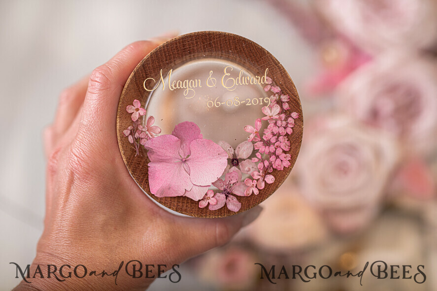 RINGTRÄGERBOXEN & KISSEN Epoxidharz Trauringe Box Personalisierte Hochzeitsbox für ihn und sie, gravierte Hochzeitsringbox • personalisierte rustikale Ringbox • echte Blumen in Epoxidharz Luxus-Ringbox