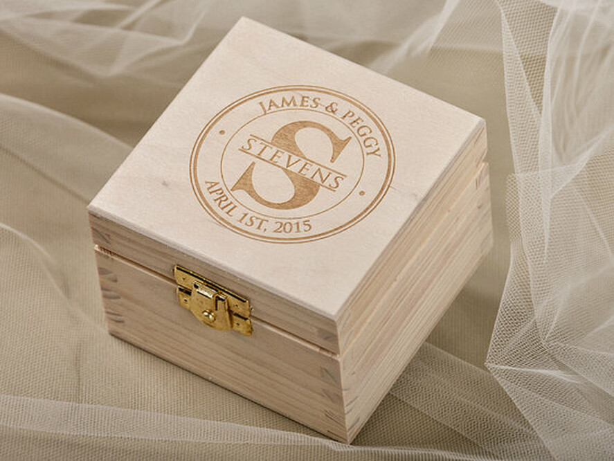 RINGTRÄGERBOXEN & KISSEN Epoxidharz Trauringe Box Personalisierte Hochzeitsringbox für 2 oder 3 Ringe, rustikale Glamour-Hochzeitsringbox • handgefertigte Ringträgerbox • luxuriöse Samt-Ringbox
