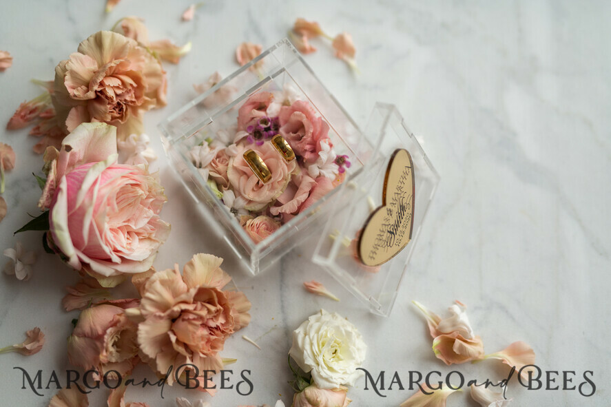 RINGTRÄGERBOXEN & KISSEN Epoxidharz Trauringe Box Klare transparente Hochzeitsbox, Holzhochzeitsringbox • Goldene Hochzeitsringbox • Goldene Herz Luxusringbox