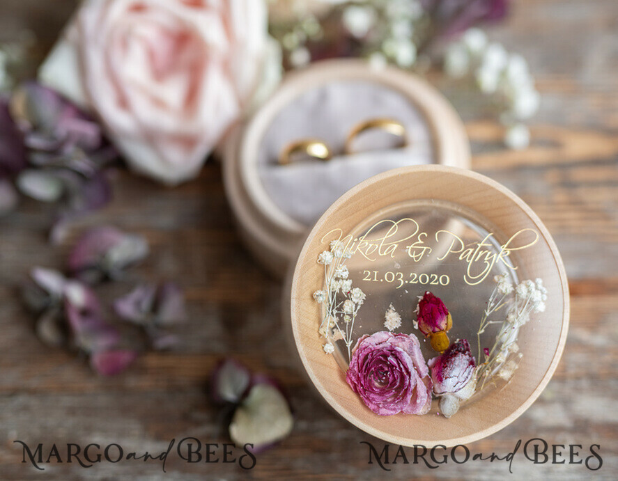 RINGTRÄGERBOXEN & KISSEN Epoxidharz Trauringe Box Personalisierte Ringbox für Hochzeitsringe, handgefertigte Hochzeitsringbox • Ringträgerbox mit echten Blumen • luxuriöse Holzringbox