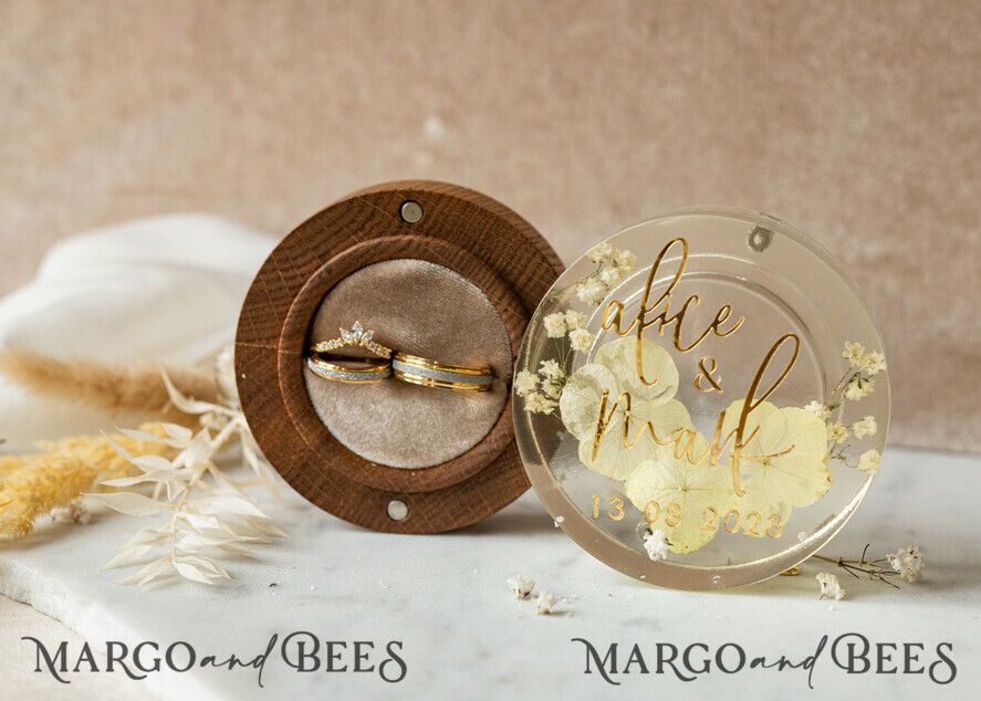 RINGTRÄGERBOXEN & KISSEN Epoxidharz Trauringe Box Epoxidharz- und Holzhochzeitsringbox für die Zeremonie, Boho Epoxid-Hochzeitsringboxen für ihn und sie, transparente Epoxid-Doppelringbox für die Hochzeit, Holzharzblumen Verlobungsringbox.