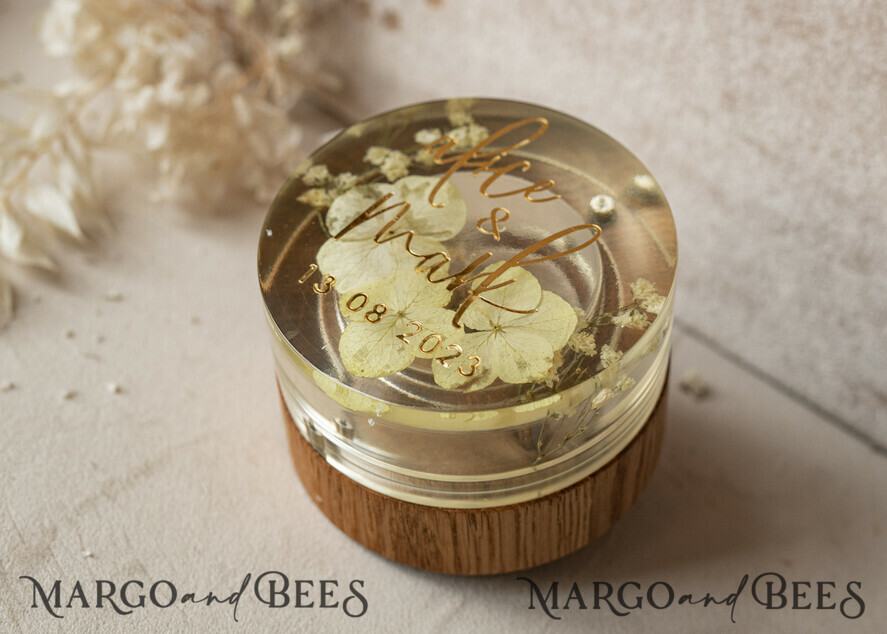 RINGTRÄGERBOXEN & KISSEN Epoxidharz Trauringe Box Epoxidharz- und Holzhochzeitsringbox für die Zeremonie, Boho Epoxid-Hochzeitsringboxen für ihn und sie, transparente Epoxid-Doppelringbox für die Hochzeit, Holzharzblumen Verlobungsringbox.
