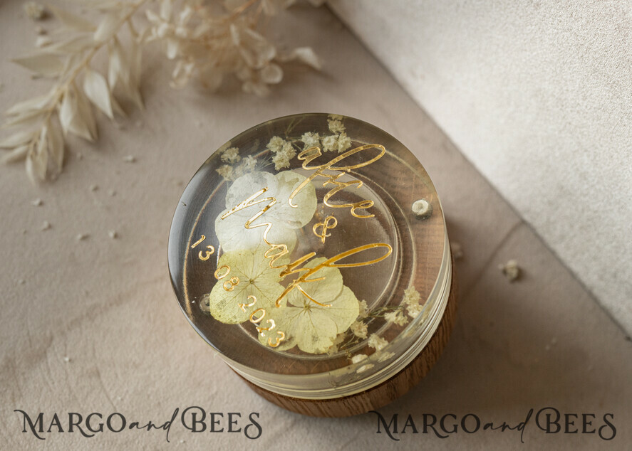 RINGTRÄGERBOXEN & KISSEN Epoxidharz Trauringe Box Epoxidharz- und Holzhochzeitsringbox für die Zeremonie, Boho Epoxid-Hochzeitsringboxen für ihn und sie, transparente Epoxid-Doppelringbox für die Hochzeit, Holzharzblumen Verlobungsringbox.