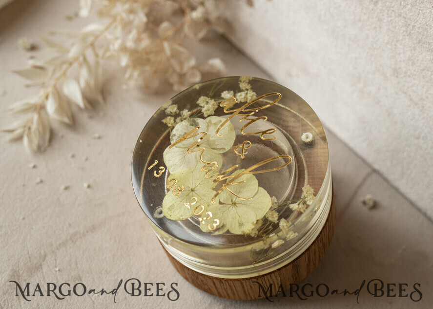 RINGTRÄGERBOXEN & KISSEN Epoxidharz Trauringe Box Epoxidharz- und Holzhochzeitsringbox für die Zeremonie, Boho Epoxid-Hochzeitsringboxen für ihn und sie, transparente Epoxid-Doppelringbox für die Hochzeit, Holzharzblumen Verlobungsringbox.