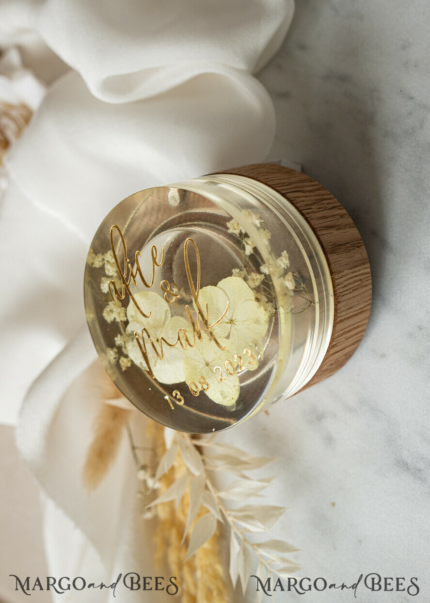 RINGTRÄGERBOXEN & KISSEN Epoxidharz Trauringe Box Epoxidharz- und Holzhochzeitsringbox für die Zeremonie, Boho Epoxid-Hochzeitsringboxen für ihn und sie, transparente Epoxid-Doppelringbox für die Hochzeit, Holzharzblumen Verlobungsringbox.