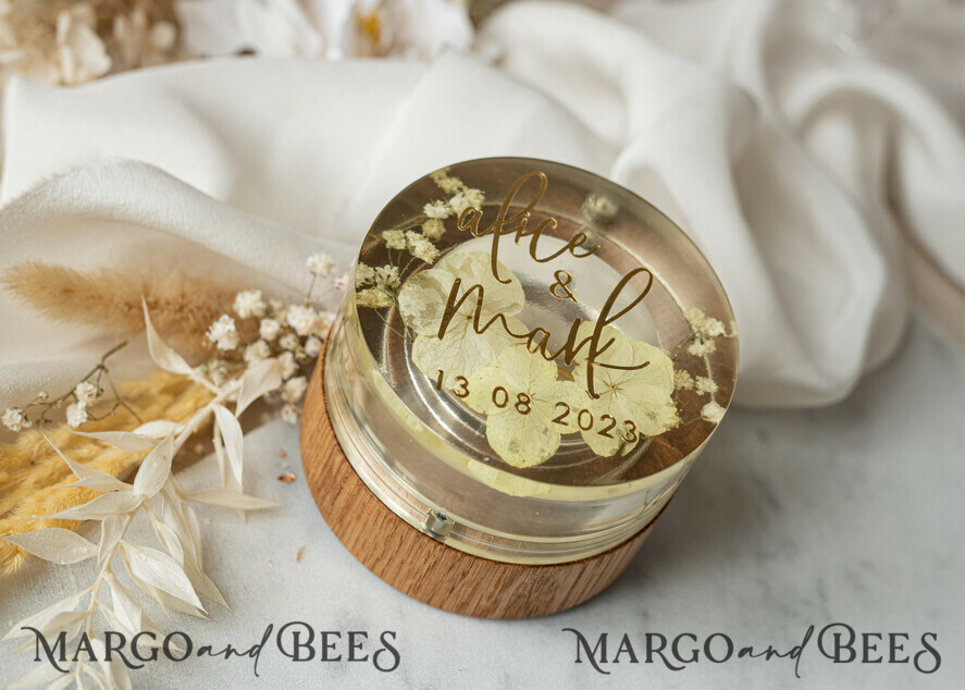 RINGTRÄGERBOXEN & KISSEN Epoxidharz Trauringe Box Epoxidharz- und Holzhochzeitsringbox für die Zeremonie, Boho Epoxid-Hochzeitsringboxen für ihn und sie, transparente Epoxid-Doppelringbox für die Hochzeit, Holzharzblumen Verlobungsringbox.