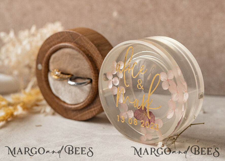 RINGTRÄGERBOXEN & KISSEN Epoxidharz Trauringe Box Epoxidharz- und Holz-Eheringbox für die Zeremonie, Boho Epoxid-Eheringboxen für ihn und sie, transparente Epoxid-Doppelringbox für die Hochzeit, Holzharzblumen-Verlobungsringbox.