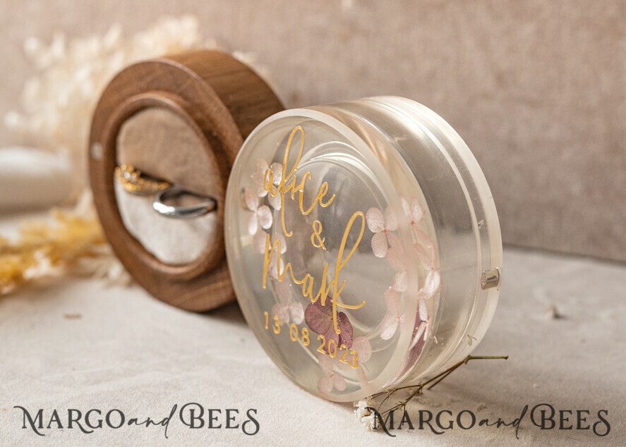 RINGTRÄGERBOXEN & KISSEN Epoxidharz Trauringe Box Epoxidharz- und Holz-Eheringbox für die Zeremonie, Boho Epoxid-Eheringboxen für ihn und sie, transparente Epoxid-Doppelringbox für die Hochzeit, Holzharzblumen-Verlobungsringbox.