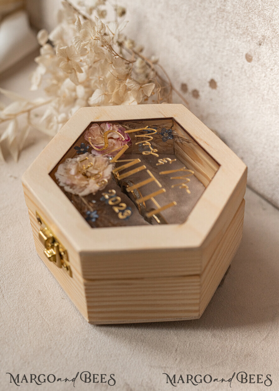 RINGTRÄGERBOXEN & KISSEN Epoxidharz Trauringe Box Sechseckige Epoxidharz- und Holzhochzeitsringbox für die Zeremonie, Boho Epoxid-Hochzeitsringboxen für ihn und sie, transparente Epoxid-Doppelringbox für die Hochzeit, Holzharzblumen-Heiratsantragsringbox.