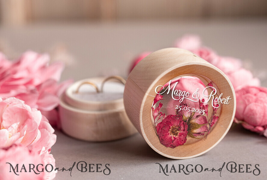 RINGTRÄGERBOXEN & KISSEN Epoxidharz Trauringe Box Luxus Harz Hochzeitsringbox, minimalistische gravierte echte Blumenringbox, personalisierte Epoxibox mit nackt Samt, rustikale maßgeschneiderte Ringbox Nikola drugie.
