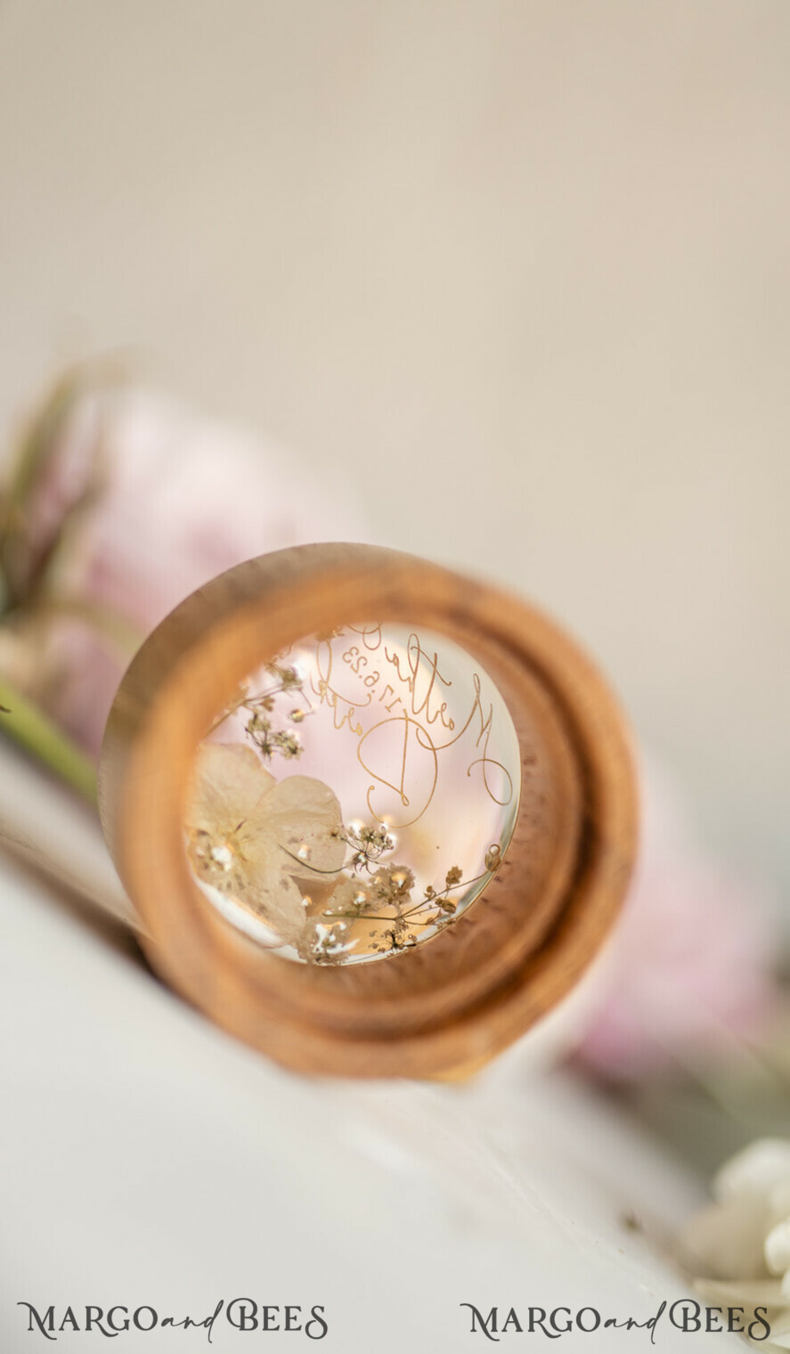 RINGTRÄGERBOXEN & KISSEN Epoxidharz Trauringe Box Personalisierte Hochzeitsringbox für 2 oder 3 Ringe, gravierte Hochzeitsringbox • personalisierte rustikale Ringbox • echte Blumen in Epoxidharz Luxus-Ringbox
