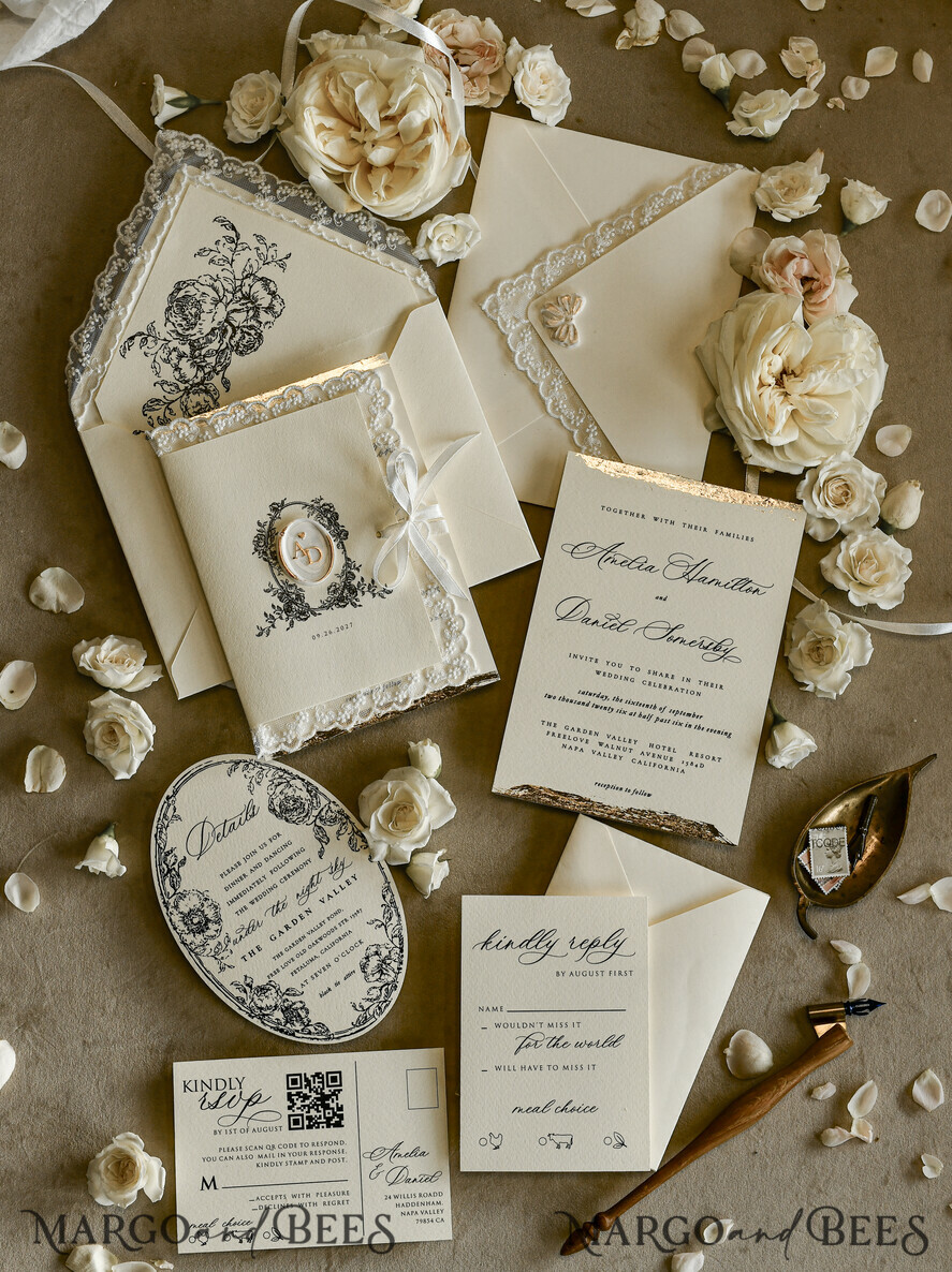 HOCHZEITS EINLADUNGEN vintage Spitze / rustikale Spitze Personalisierte Goldene Hochzeits-Einladungen Vintage Spitze Einladungen Elfenbein