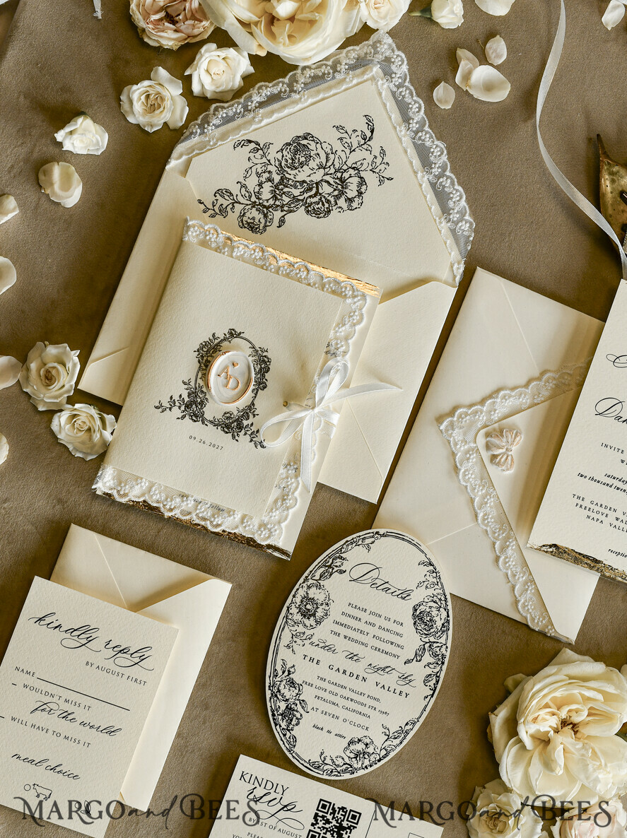 HOCHZEITS EINLADUNGEN vintage Spitze / rustikale Spitze Personalisierte Goldene Hochzeits-Einladungen Vintage Spitze Einladungen Elfenbein