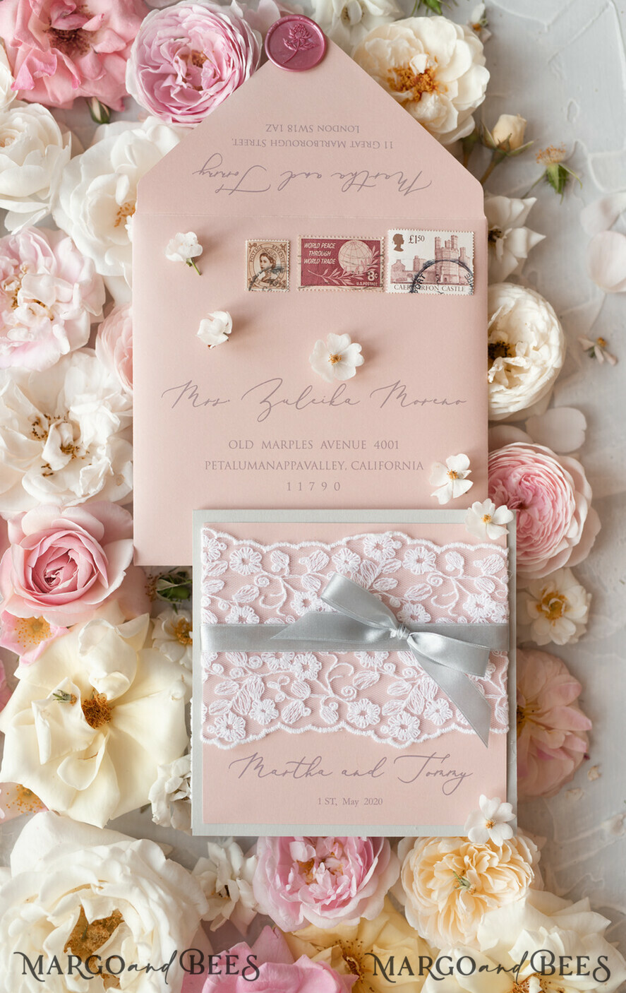 HOCHZEITS EINLADUNGEN vintage Spitze / rustikale Spitze Romantische Hochzeitseinladungen Vintage Spitze Personalisierte Einladung Hellgrau und Blush Pink