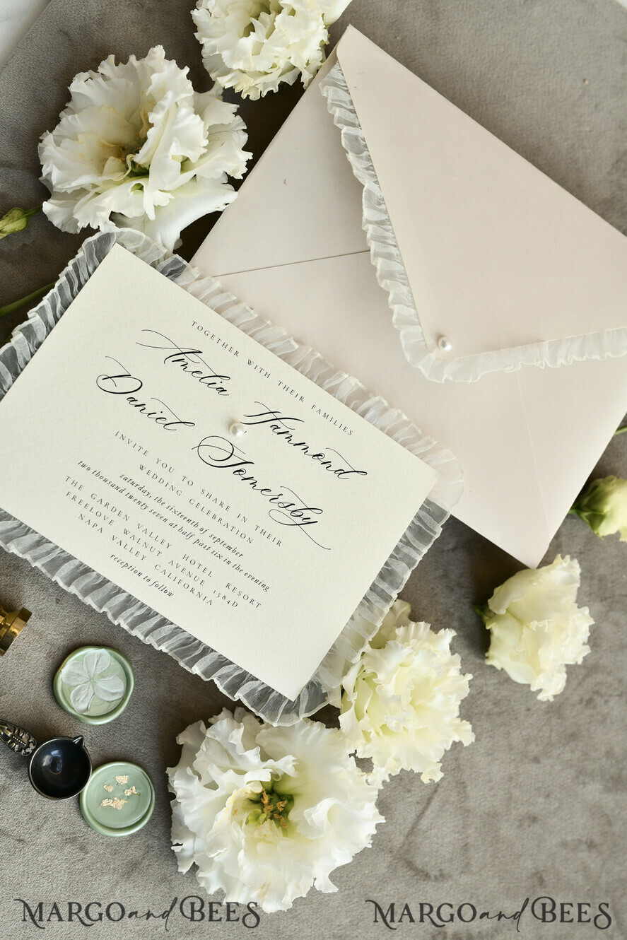 HOCHZEITS EINLADUNGEN vintage Spitze / rustikale Spitze Personalisierte Elfenbein-Hochzeitseinladungen Vintage Spitze Einladungen Salbeigrün
