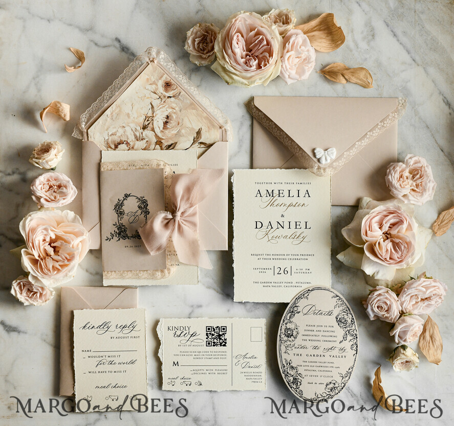 HOCHZEITS EINLADUNGEN vintage Spitze / rustikale Spitze Personalisierte Goldene Hochzeitseinladungen Vintage Spitze Einladungen Beige