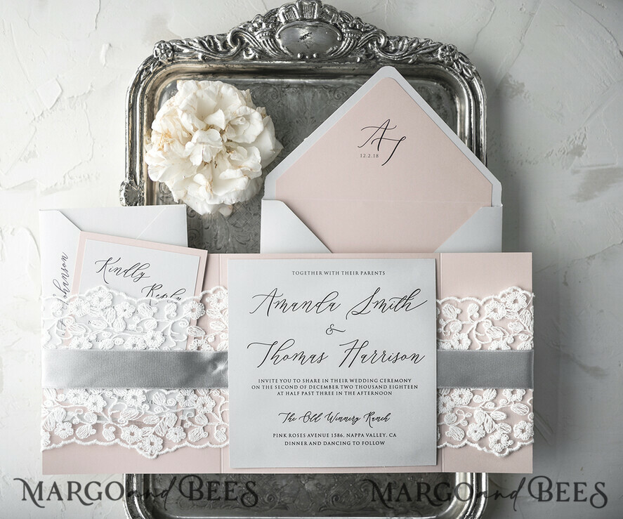 HOCHZEITS EINLADUNGEN vintage Spitze / rustikale Spitze Vintage Spitze Erschwingliche Hochzeitskarten Elegante Einladungen Grau und Blush Pink