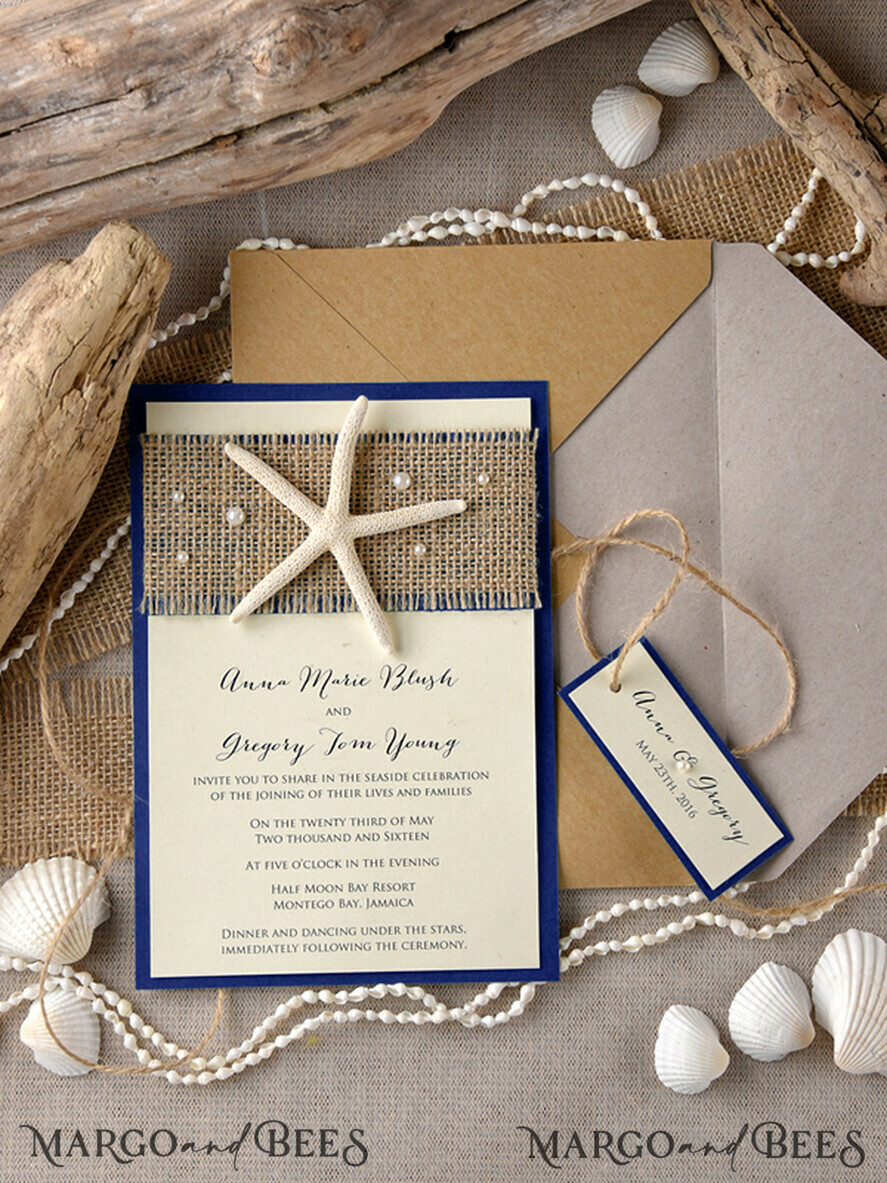 HOCHZEITS EINLADUNGEN Pass zur Liebe / Strandhochzeits-Einladungen Strandmarine Hochzeitskarten Seestern Hochzeitskarten Einladungen für Zielhochzeiten mit Anhänger und Schnur Öko-Umschlag
