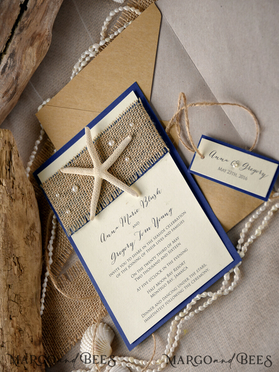 HOCHZEITS EINLADUNGEN Pass zur Liebe / Strandhochzeits-Einladungen Strandmarine Hochzeitskarten Seestern Hochzeitskarten Einladungen für Zielhochzeiten mit Anhänger und Schnur Öko-Umschlag