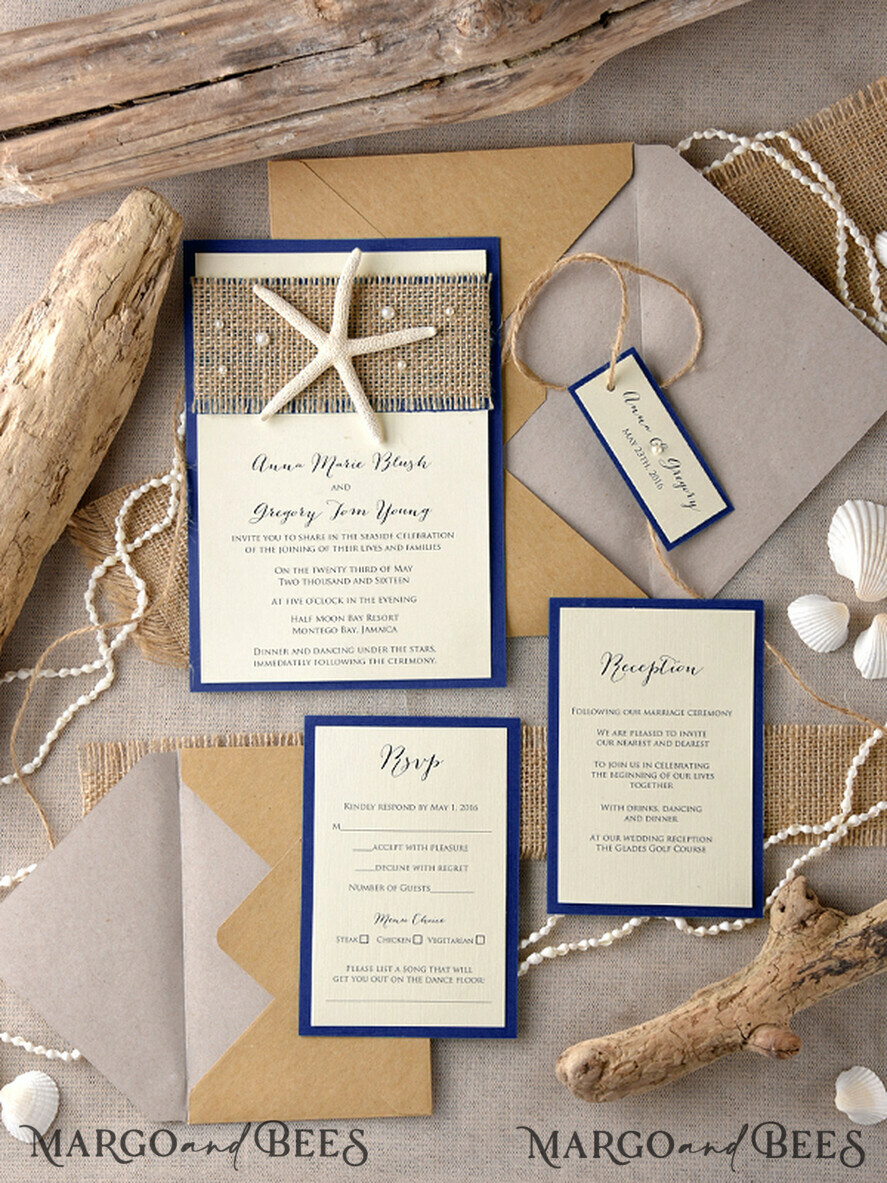 HOCHZEITS EINLADUNGEN Pass zur Liebe / Strandhochzeits-Einladungen Strandmarine Hochzeitskarten Seestern Hochzeitskarten Einladungen für Zielhochzeiten mit Anhänger und Schnur Öko-Umschlag
