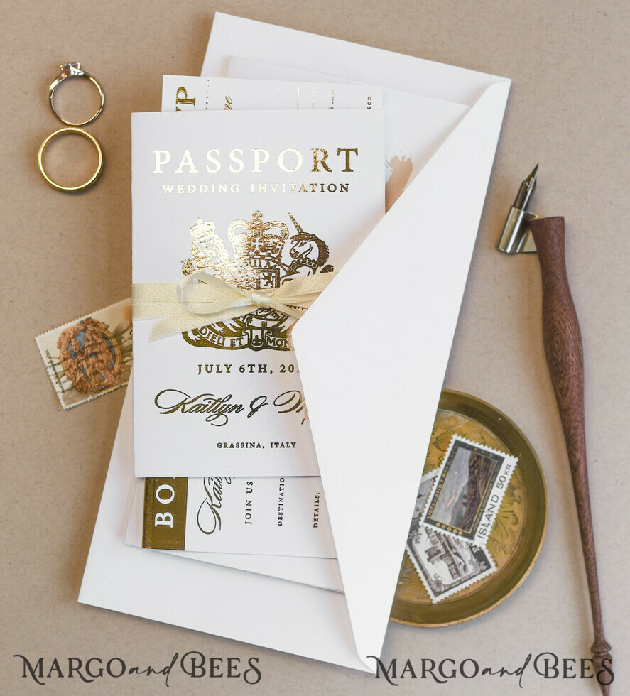 HOCHZEITS EINLADUNGEN Pass zur Liebe / Strandhochzeits-Einladungen Weißgoldene Reisepass-Hochzeitskarte, goldene Flugzeug-Hochzeitskarten Boarding Pass, Reise-Reisepass-Hochzeitskarten im Ausland, Hochzeitskarten für Zielorte, Reise-Karten-Hochzeitsstationery
