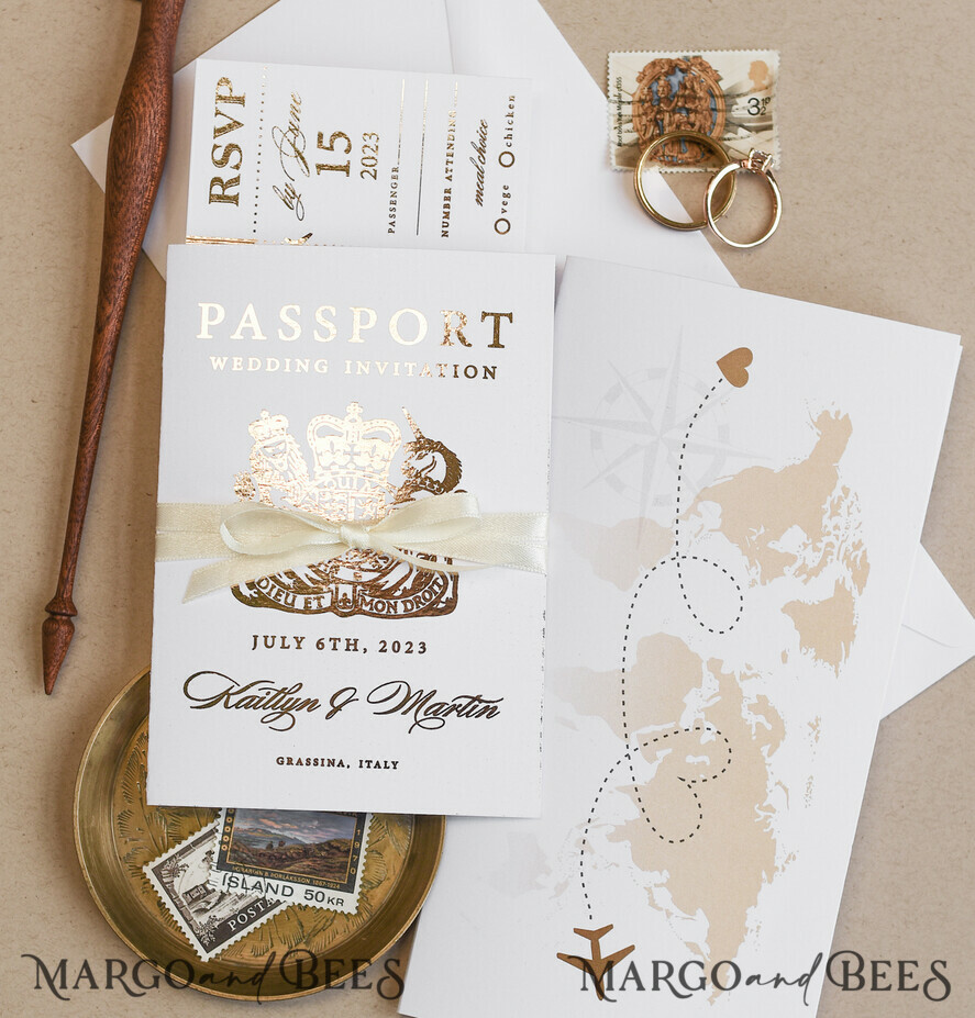 HOCHZEITS EINLADUNGEN Pass zur Liebe / Strandhochzeits-Einladungen Weißgoldene Reisepass-Hochzeitskarte, goldene Flugzeug-Hochzeitskarten Boarding Pass, Reise-Reisepass-Hochzeitskarten im Ausland, Hochzeitskarten für Zielorte, Reise-Karten-Hochzeitsstationery