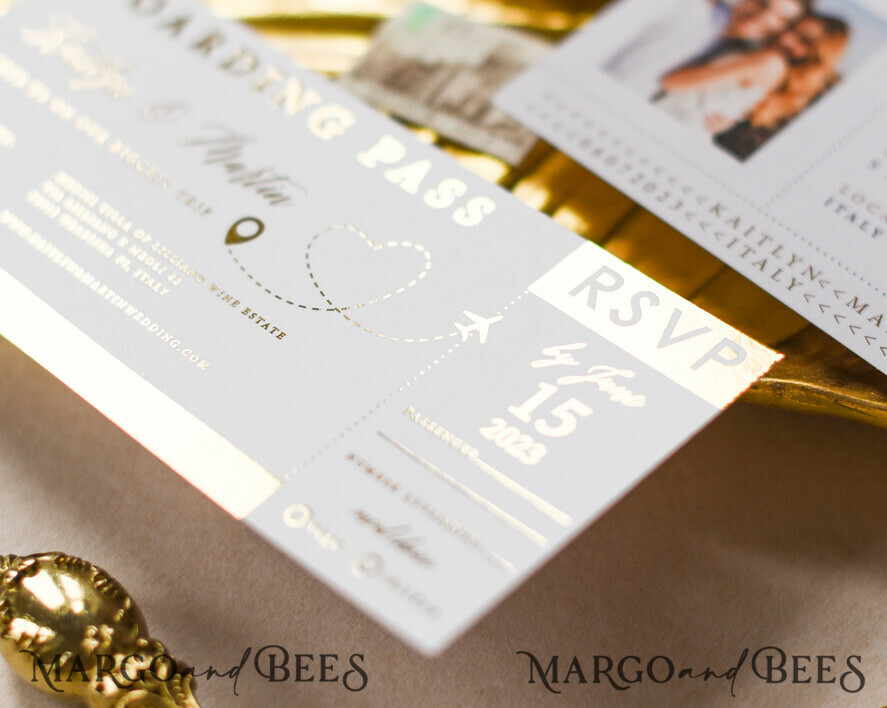HOCHZEITS EINLADUNGEN Pass zur Liebe / Strandhochzeits-Einladungen Weißgoldene Pass-Einladung zur Hochzeit, goldene Flugzeug-Hochzeitseinladungen Boarding Pass, Reisepass-Hochzeitseinladungen im Ausland, Einladungen zur Hochzeitsreise, Reiskarten-Hochzeitsstationery