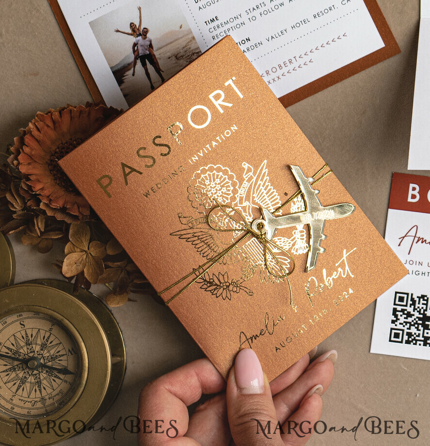 HOCHZEITS EINLADUNGEN Pass zur Liebe / Strandhochzeits-Einladungen Gold Terrakotta Reisepass Hochzeits Einladung, Gebranntes Orange Gold Hochzeitskarten Boarding Pass, Reise Reisepass Hochzeits Einladungen im Ausland, Destination Hochzeit Einladungen, Reisekarte Hochzeitsstationär